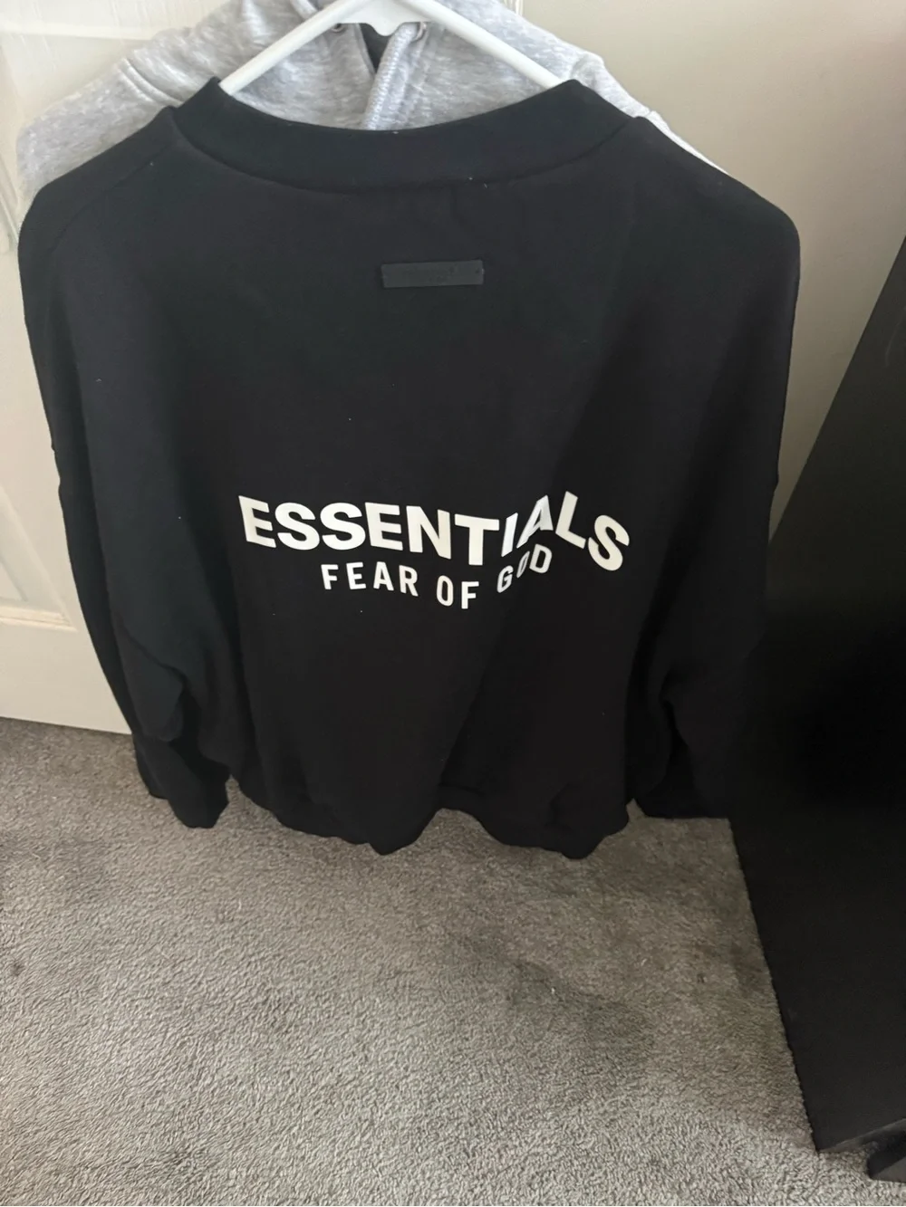 ESSENTIALS Men’s Black Crewneck Sweatshirt with pockets
